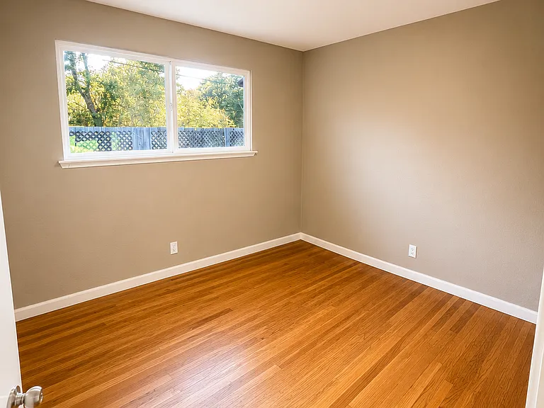 847 Alderbrook Ln — Photo 9