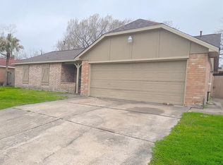 430 Breeze Park Dr, Houston, TX 77015