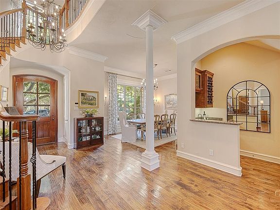 2nd image of 1400 Vino Blanc Ct