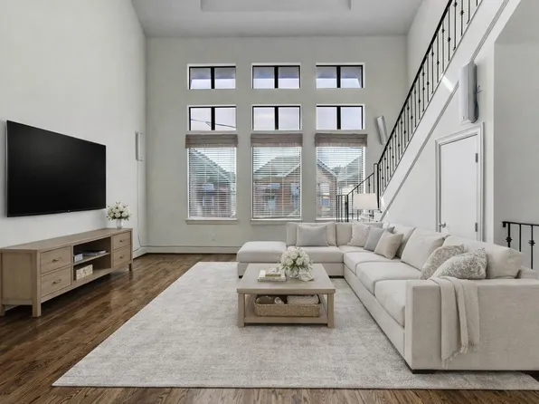 2825 Pease St, Houston, TX 77003