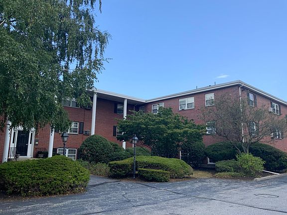 2nd image of 267 Neck St