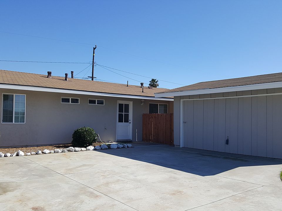 1st image of 13582 Siskiyou St