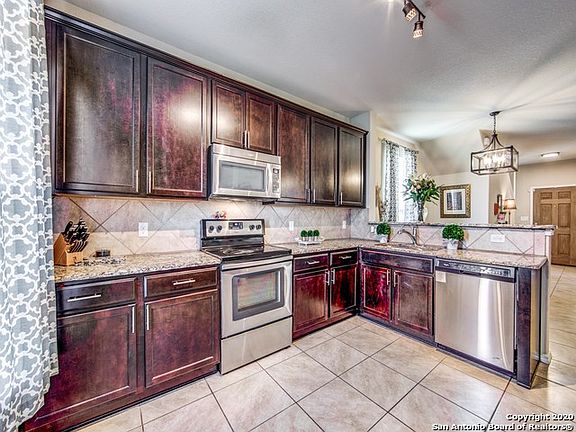 4th image of 3837 Sierra Birch
