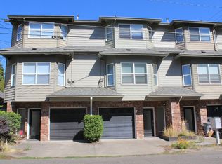 3413 SW Moss St #A & B, Portland, OR 97219
