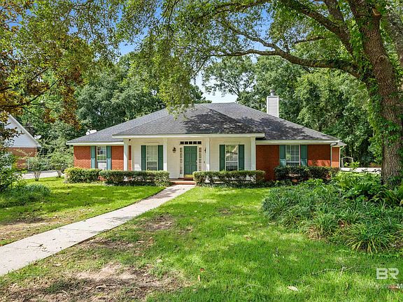 3rd image of 31251 Woodland Way
