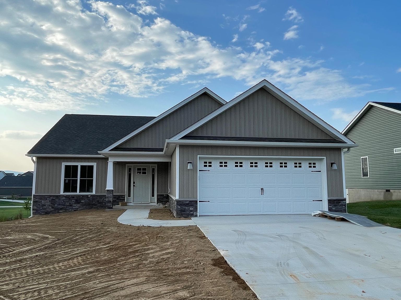 90 Lindburgh Dr, Waynesboro, VA 22980 Zillow