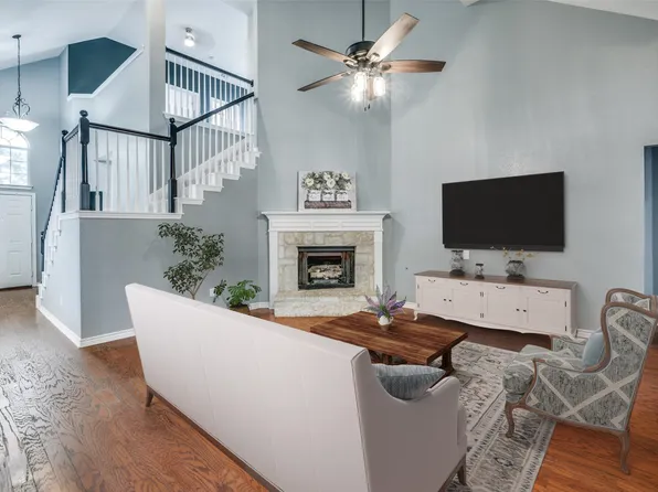 5013 Marineway Dr, Fort Worth, TX 76135