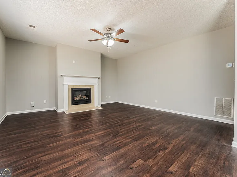 4445 Feather Way — Photo 4