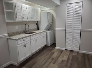 6 Harrowgate Ct, Rockville, MD 20854