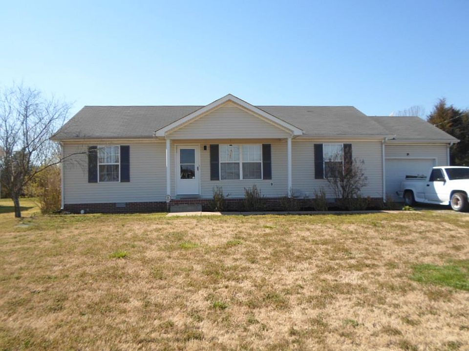 1st image of 547 Eaglesham Dr