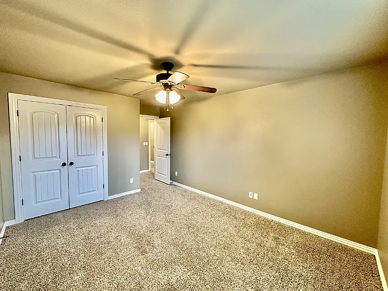 186 Old Farmington Rd — Photo 33