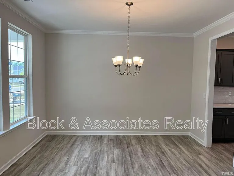 248 Streamliner Blvd — Photo 4