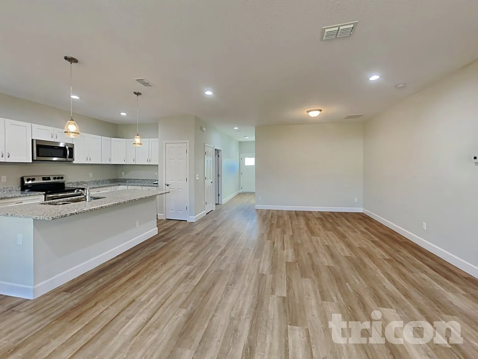 91 Northside Drive North Jacksonville FL — Photo 4