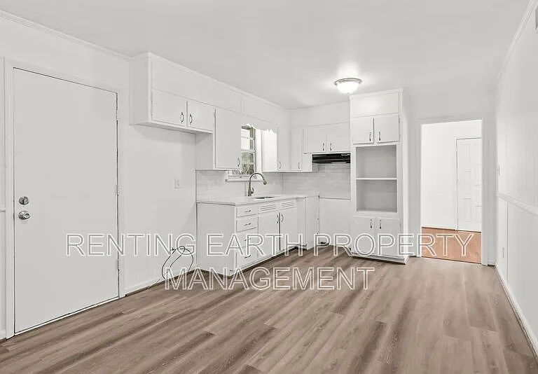 6109 Blocton Ave — Photo 16