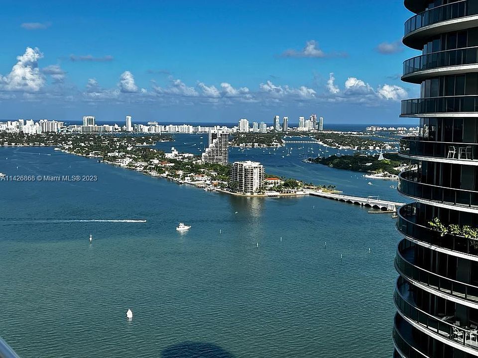 1st image of 1800 N Bayshore Dr APT 3514