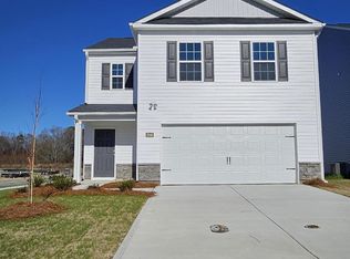 3248 Carr Dr, Greenville, NC 27834