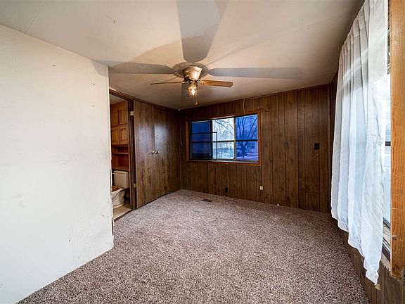 3rd image of 2958 Parkway Dr
