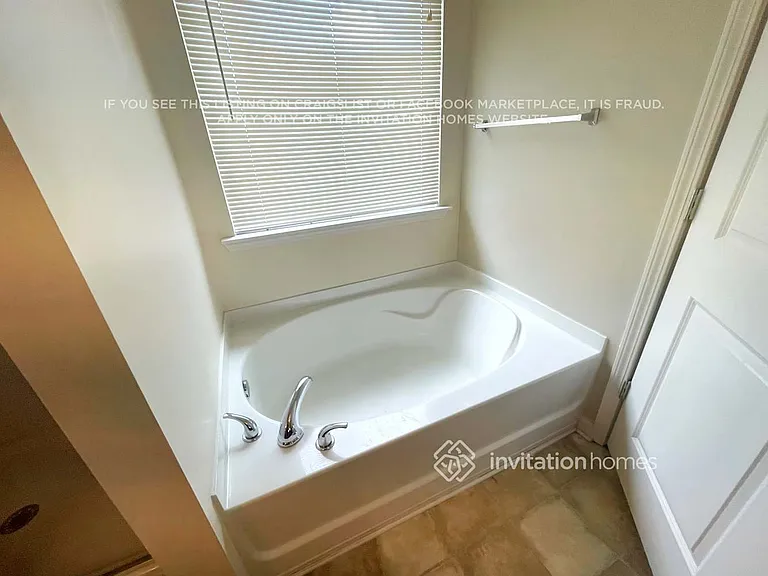 963 Rock Hill Pkwy — Photo 12