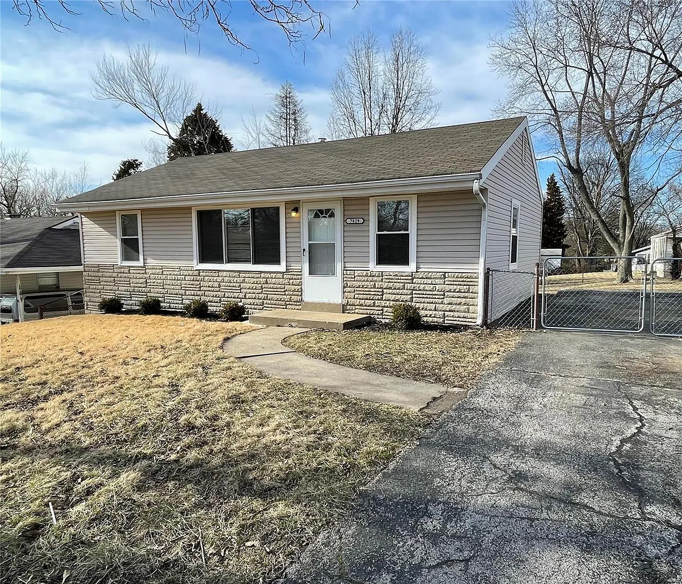 7829 Tuxedo Ct photo 1