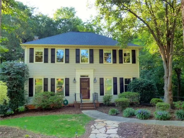 7013 Orchard Path Dr, Clemmons, NC 27012