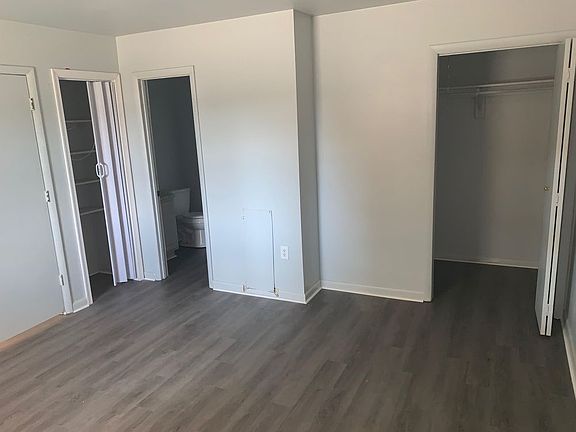 5th image of 37 Labrook Dr APT 5
