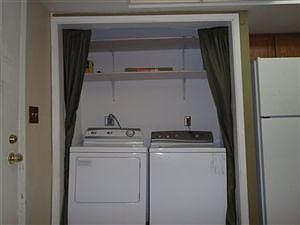 5th image of 130 Vassar Cir