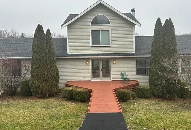 Cedarcreek Ln — Photo 1