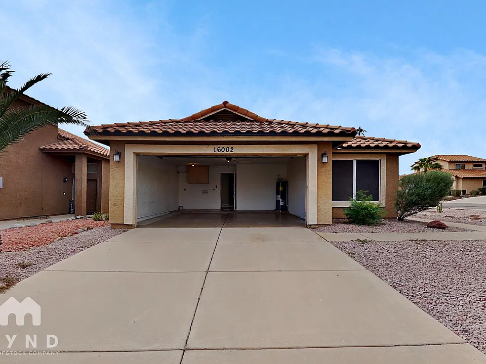16002 S 30th Pl