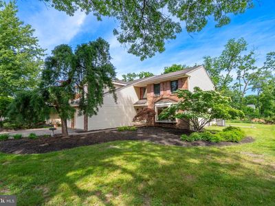 890 Village Cir, Blue Bell, PA, 19422