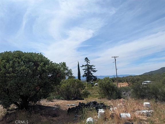 4th image of 37120 Woodview Rd