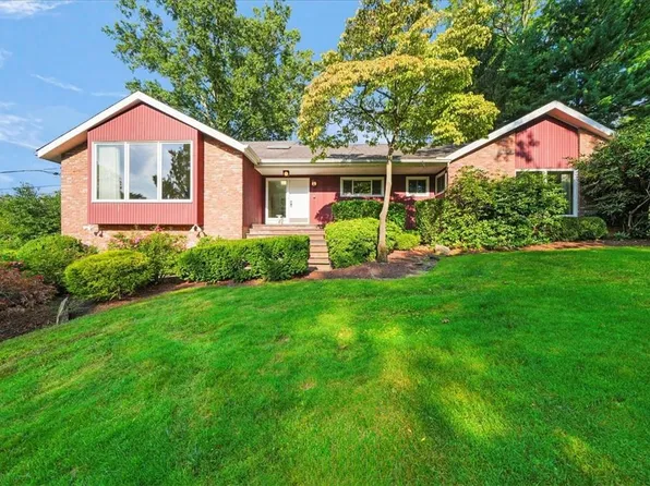 33 Pinehurst Drive, Purchase, NY 10577