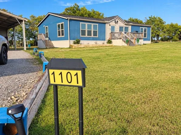 1101 Caroline Ct, Howe, TX 75459
