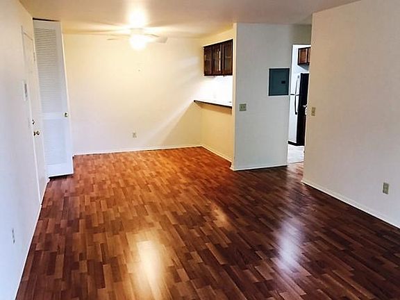2nd image of 4338 Melody Ln