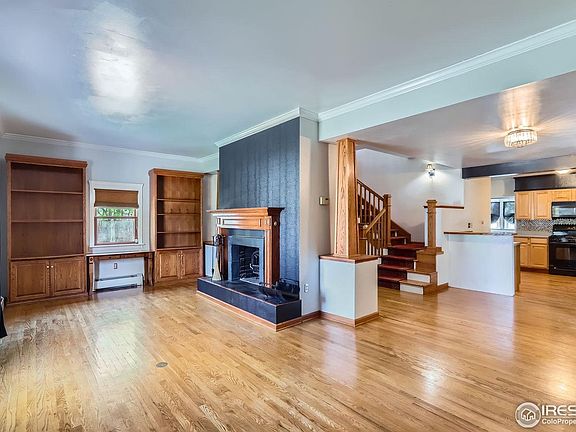 5th image of 1144 W 8th St