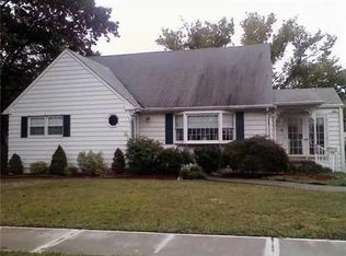 989 Main St, Fords, NJ 08863