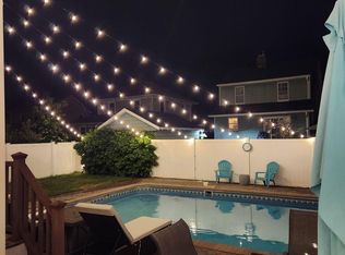 8 Bassett Pl, Red Bank, NJ 07701