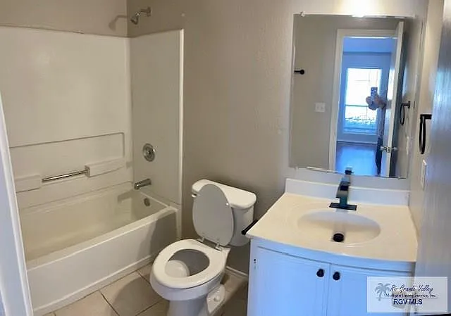 2798 Pompeii St — Photo 11