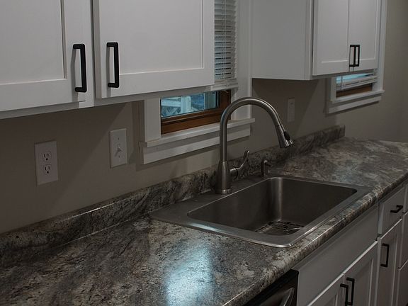3rd image of 4008 SW 23rd St