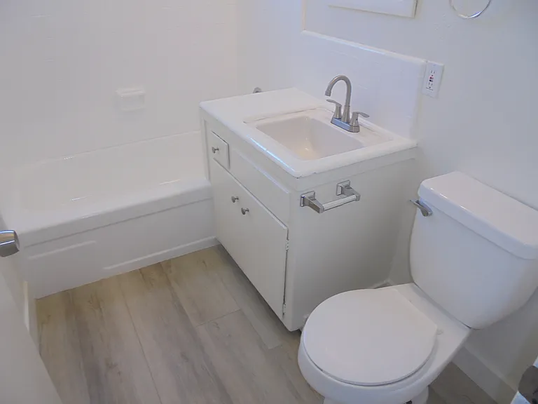 10325 Lehigh Ave #1 — Photo 6