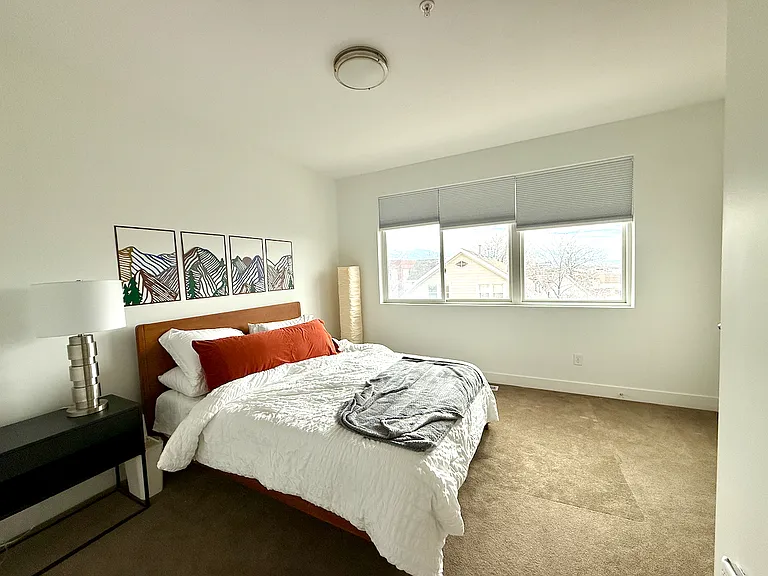 676 E Markea Ave — Photo 24