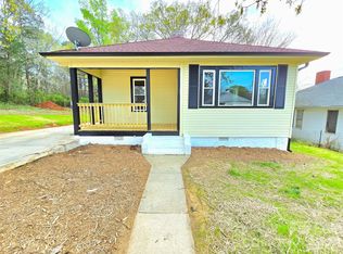 121 Falls Rd, Badin, NC 28009