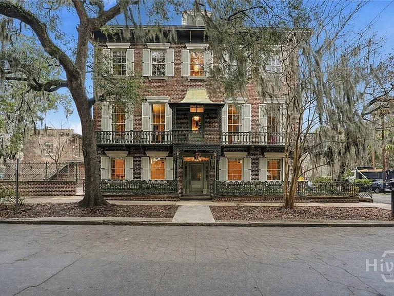 E McDonough St — Photo 2