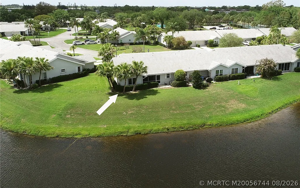 3 bed, 2.0 bath, 1346 sqft, $2,500 — Photo 3