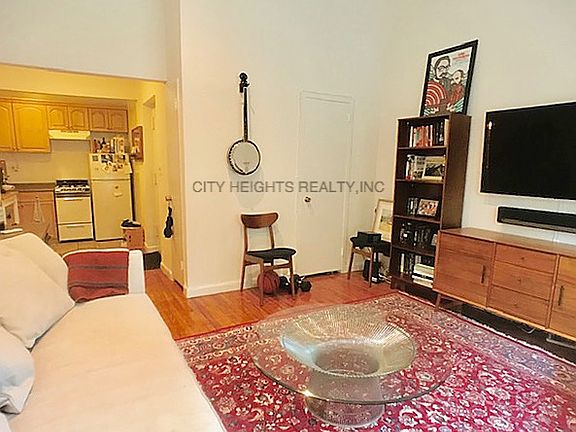 2nd image of 182 Amity St APT 2A