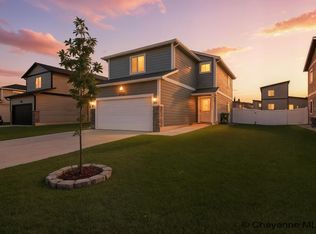 1536 Alyssaelaine Dr, Cheyenne, WY 82007