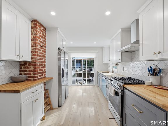 4th image of 15 Mead Street