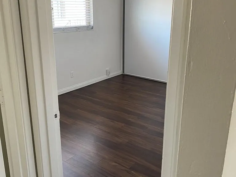 4053 Cherokee Ave #6 — Photo 8