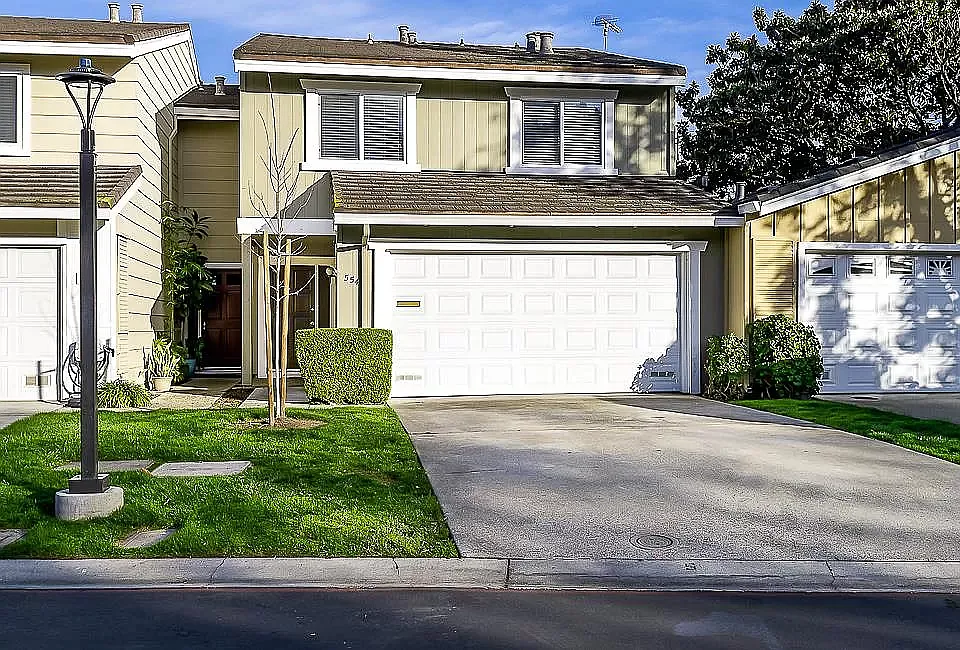 554 Greenmeadow Way