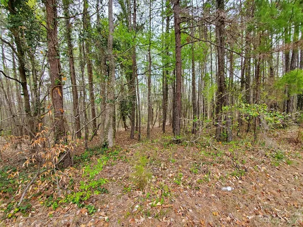 2515 Forest Lawn Dr, Matthews, NC 28104