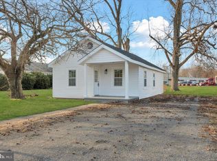 126 Bend Farm Rd, Fredericksburg, VA 22408